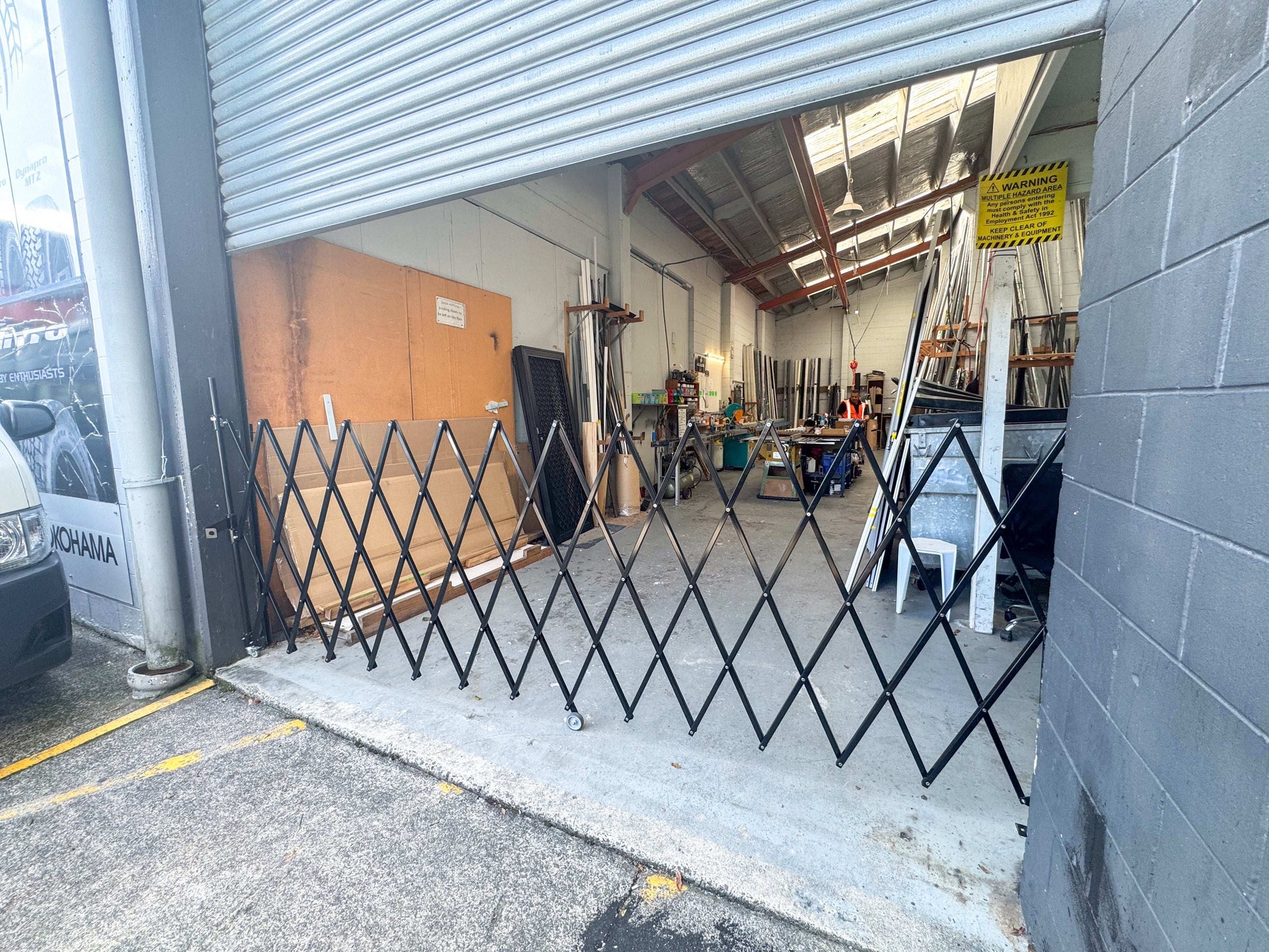 Expandable Barrier Black 4m Wide 1.3m High (A) - Commercial, Expandable Barrier, Residential - DIY XPANDA