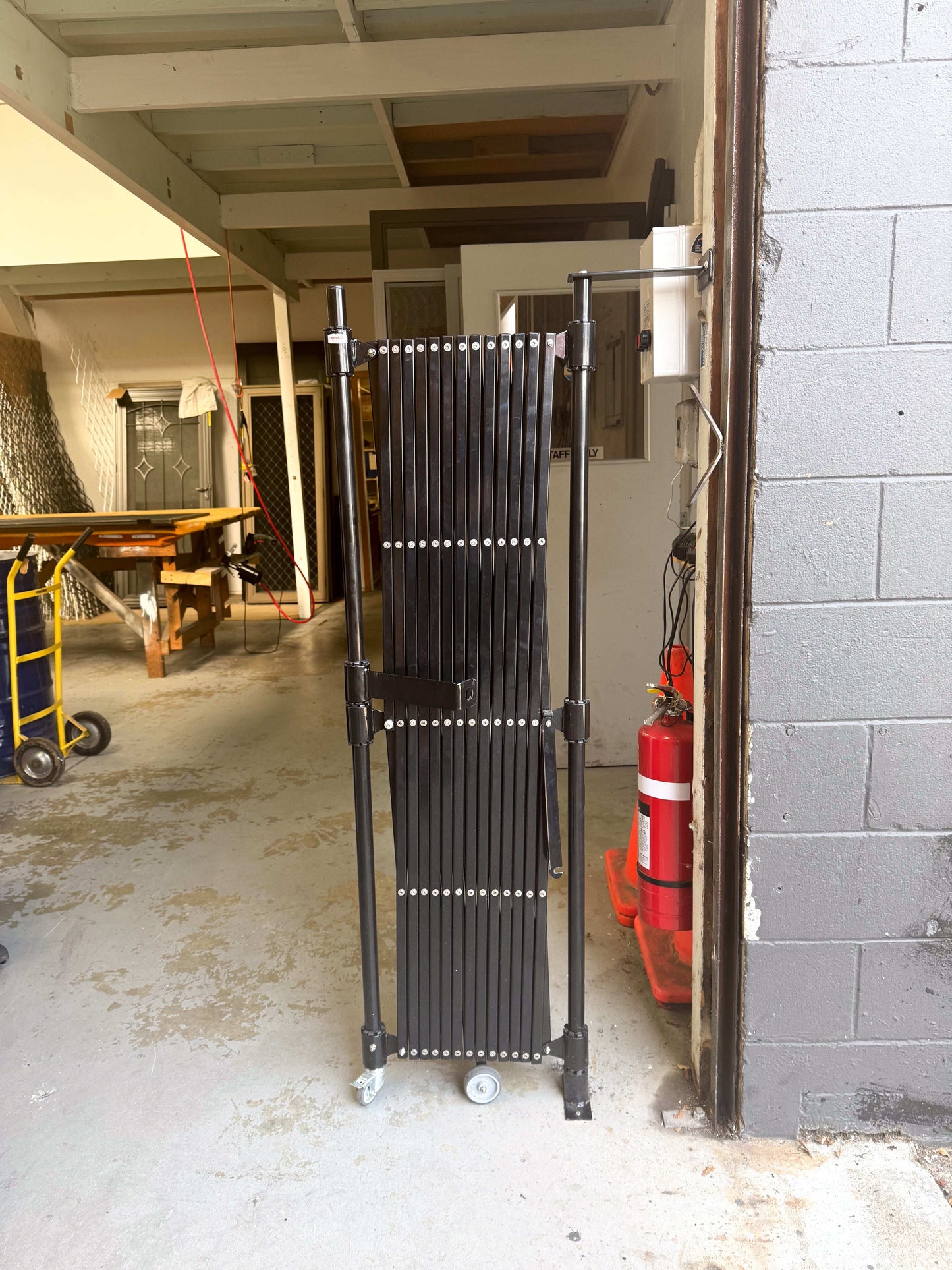 Expandable Barrier Black 4m Wide 1.3m High (A) - Commercial, Expandable Barrier, Residential - DIY XPANDA
