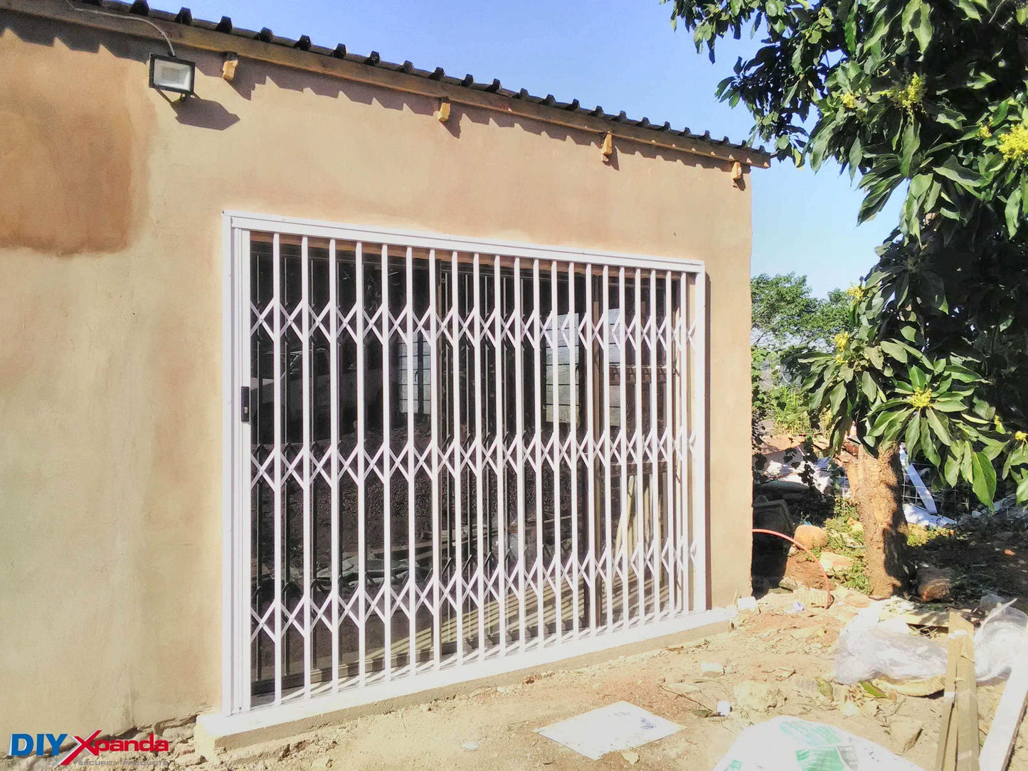 Aluglide Retractable Security Gate C 3000mm (W) 2150mm (H) - Commercial, Doors, Gates, Residential, Retractable Security Gate - DIY XPANDA