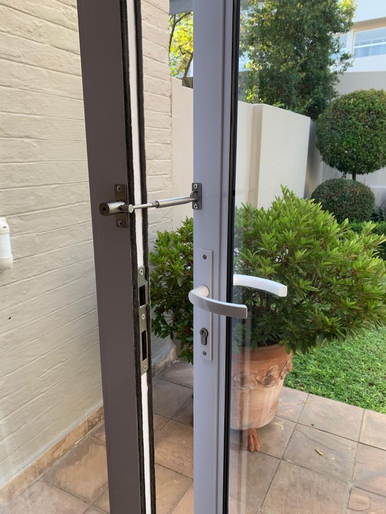 Pet Door Window Latch Lock A LockLatch® (90–175mm) - Residential, Window Latch, Windows - DIY XPANDA