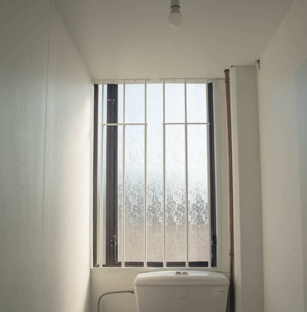 Extendable Window Bars 3 Round 900-1650mm (B) - Commercial, Residential, Window Bars, Windows - Black DIY XPANDA