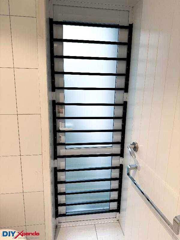 Extendable Window Bars 5 Square 630-1100mm (E) - Commercial, Residential, Window Bars, Windows - Black DIY XPANDA