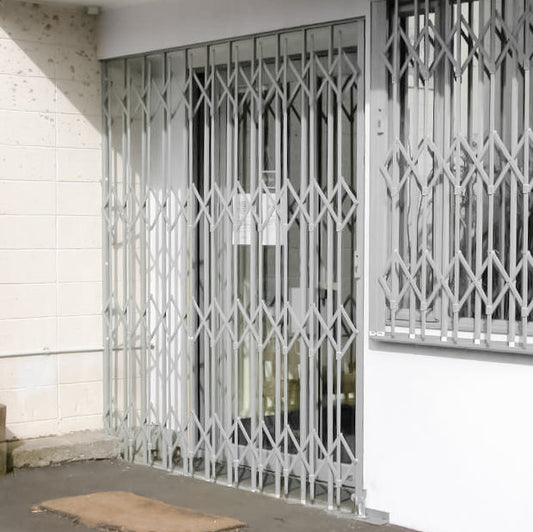 DIY-Xpanda-Multiguard-Retractable-Security-Gate-41