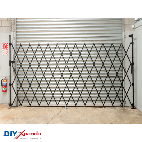 Expandable Barriers - 4000mm x 1200mm - Black A