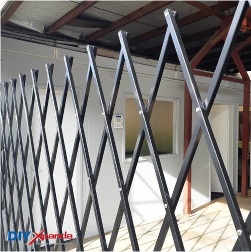 Expandable Barrier Black B 4000mm (W) 1900mm (H) - Commercial, Expandable Barrier, Residential - DIY XPANDA