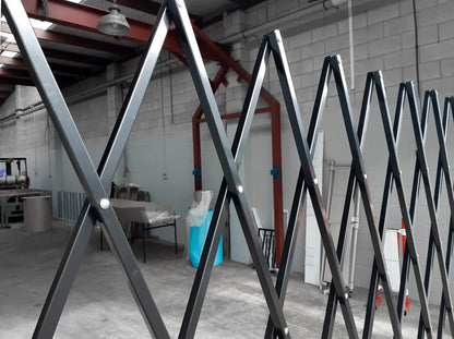 Expandable Barrier Black 4m Wide 1.3m High (A) - Commercial, Expandable Barrier, Residential - Black DIY XPANDA