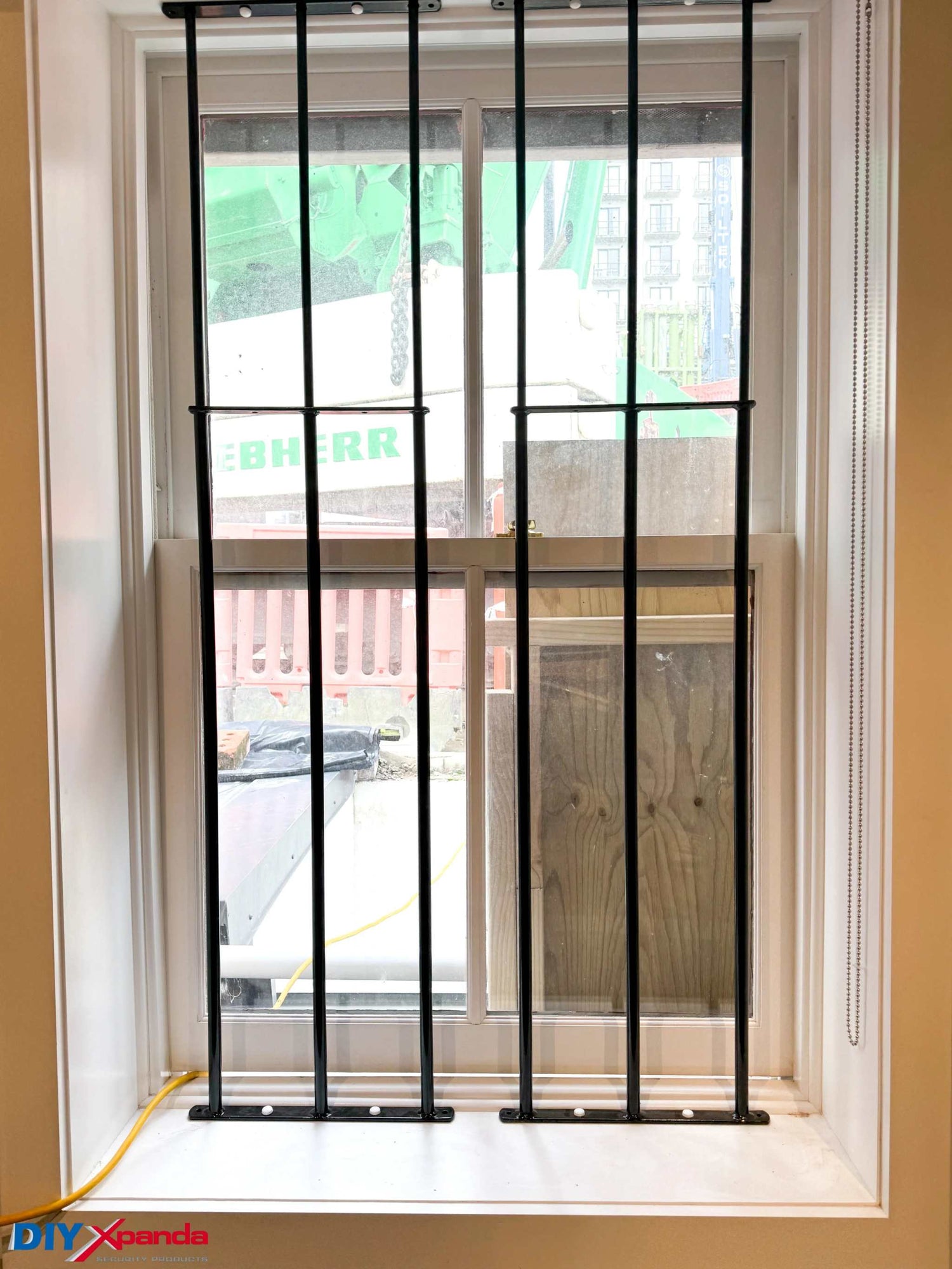 Extendable window bars with 3 round steel security bars for residential window protection