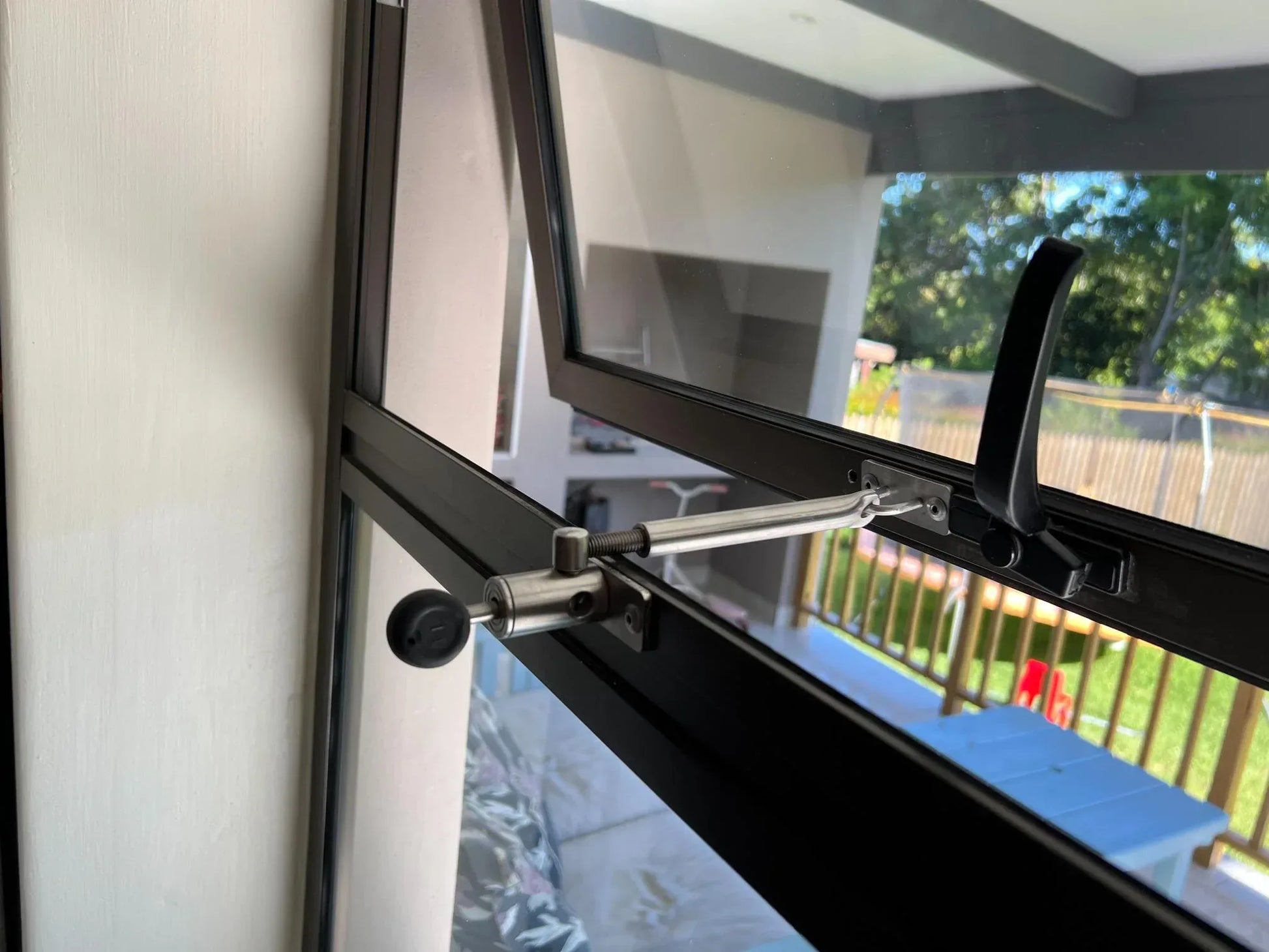 Pet Door Window Latch Lock A LockLatch® (90–175mm) - Residential, Window Latch, Windows - DIY XPANDA