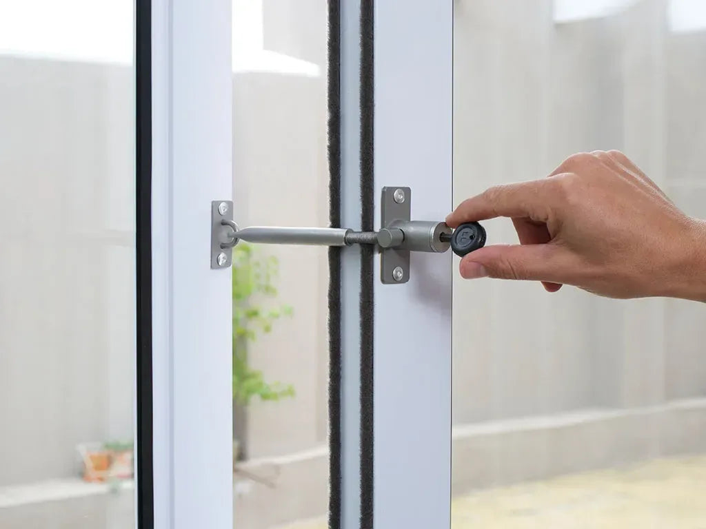 Pet Door Window Latch Lock A LockLatch® (90–175mm) - Residential, Window Latch, Windows - DIY XPANDA