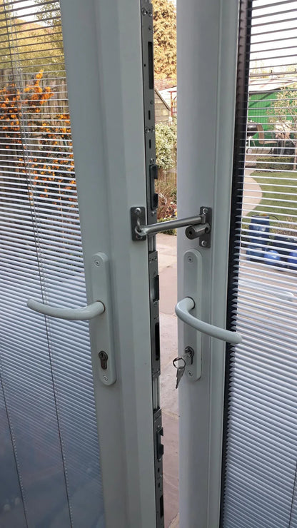 Pet Door Window Latch Lock A LockLatch® (90–175mm) - Residential, Window Latch, Windows - DIY XPANDA