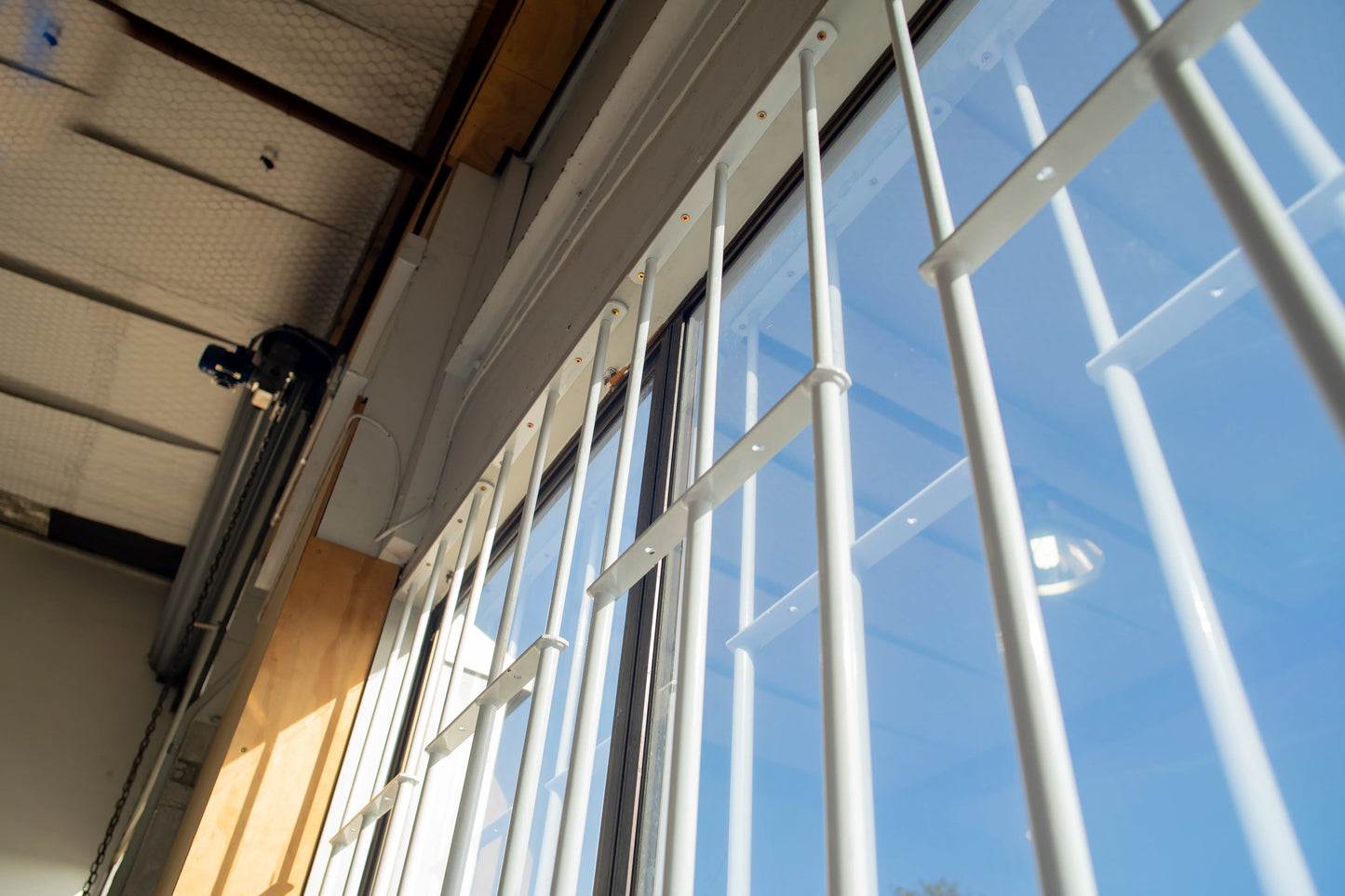 Extendable Window Bars | 3 Round Bars | 900-1650mm Wide x 340mm High (B) - Commercial, Residential, Window Bars, Windows - Black DIY XPANDA